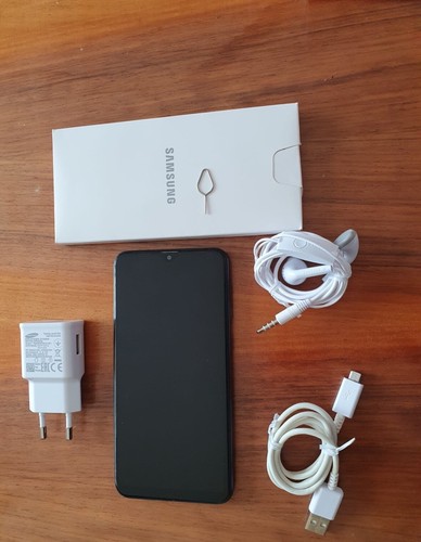 Cellulari smartphone usati - e,