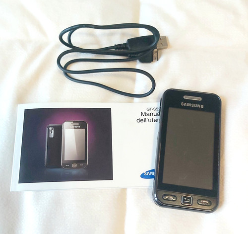 Samsung s5230 smartphone - -s5230,